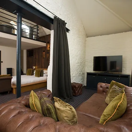 Du Vin 4*