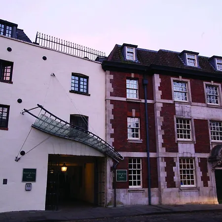 Du Vin 4*