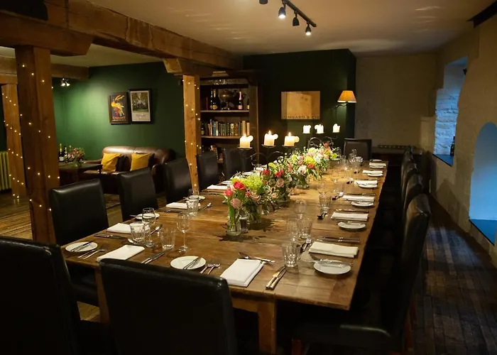 布里斯托杜文酒店 4*