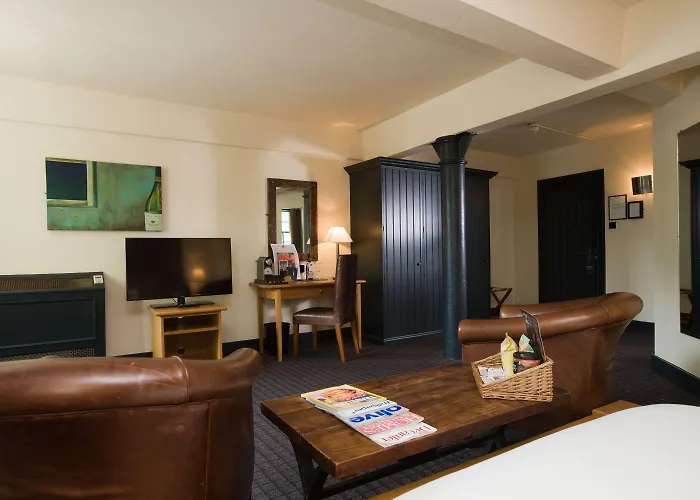 布里斯托杜文酒店