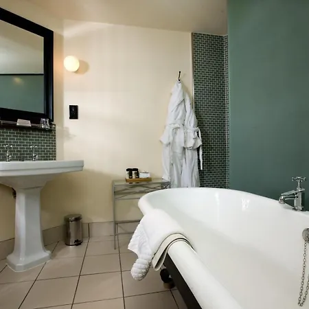 Du Vin 4* Bristol